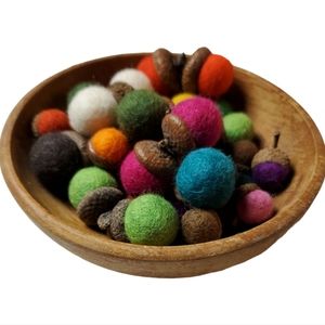CRAFTS FELTED ACORNS FOR DECOR OR SACHET